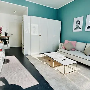 Apartment Skyview Studio At Kreuzberg-mitte 