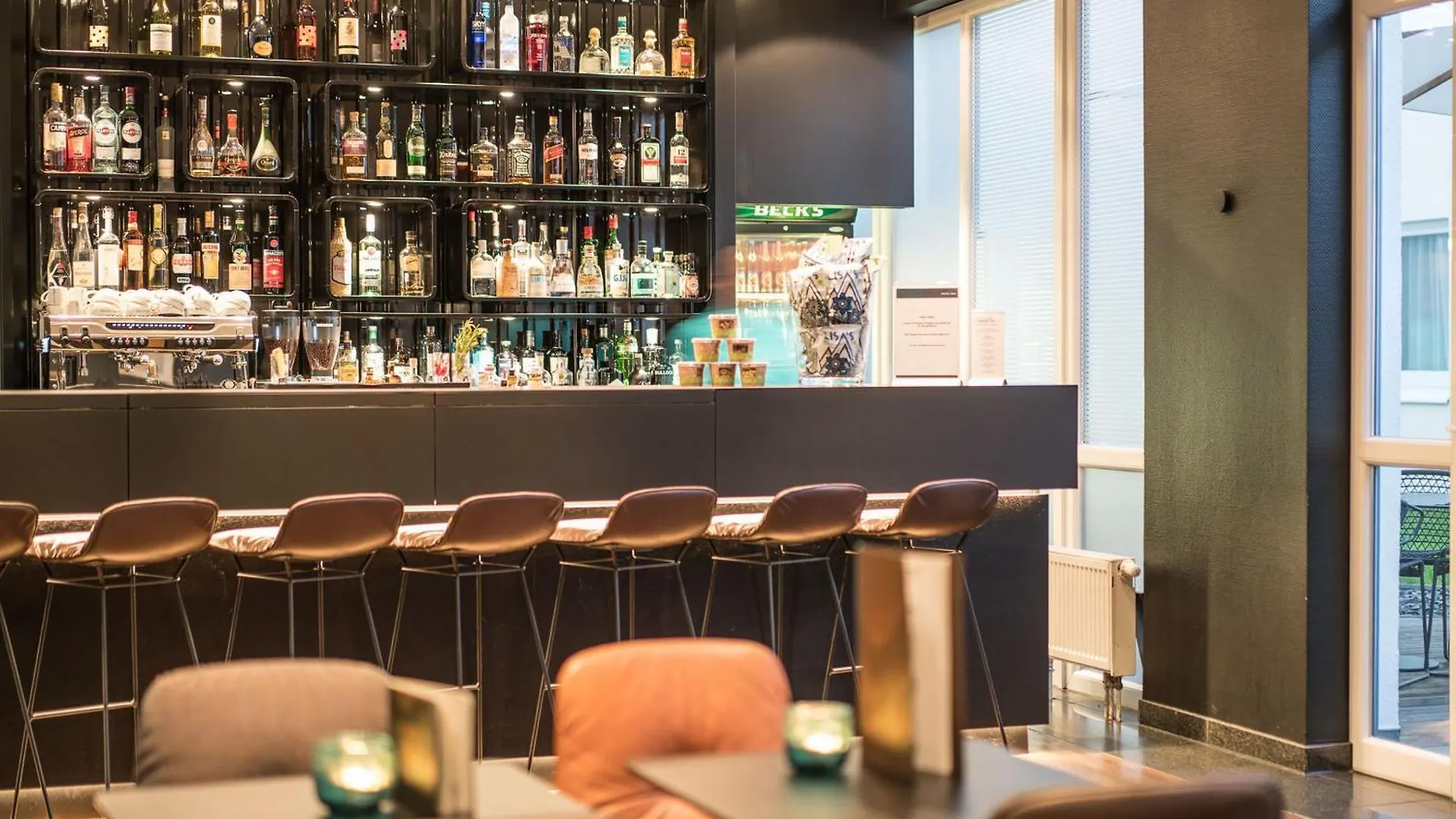 Motel One Hamburg-Altona Hotel